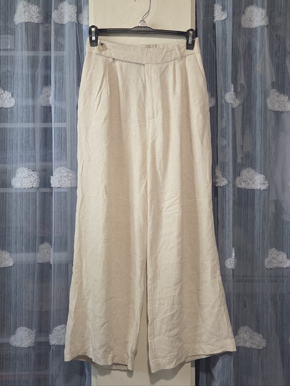 Stradivarius Flowy Tailored Pants
